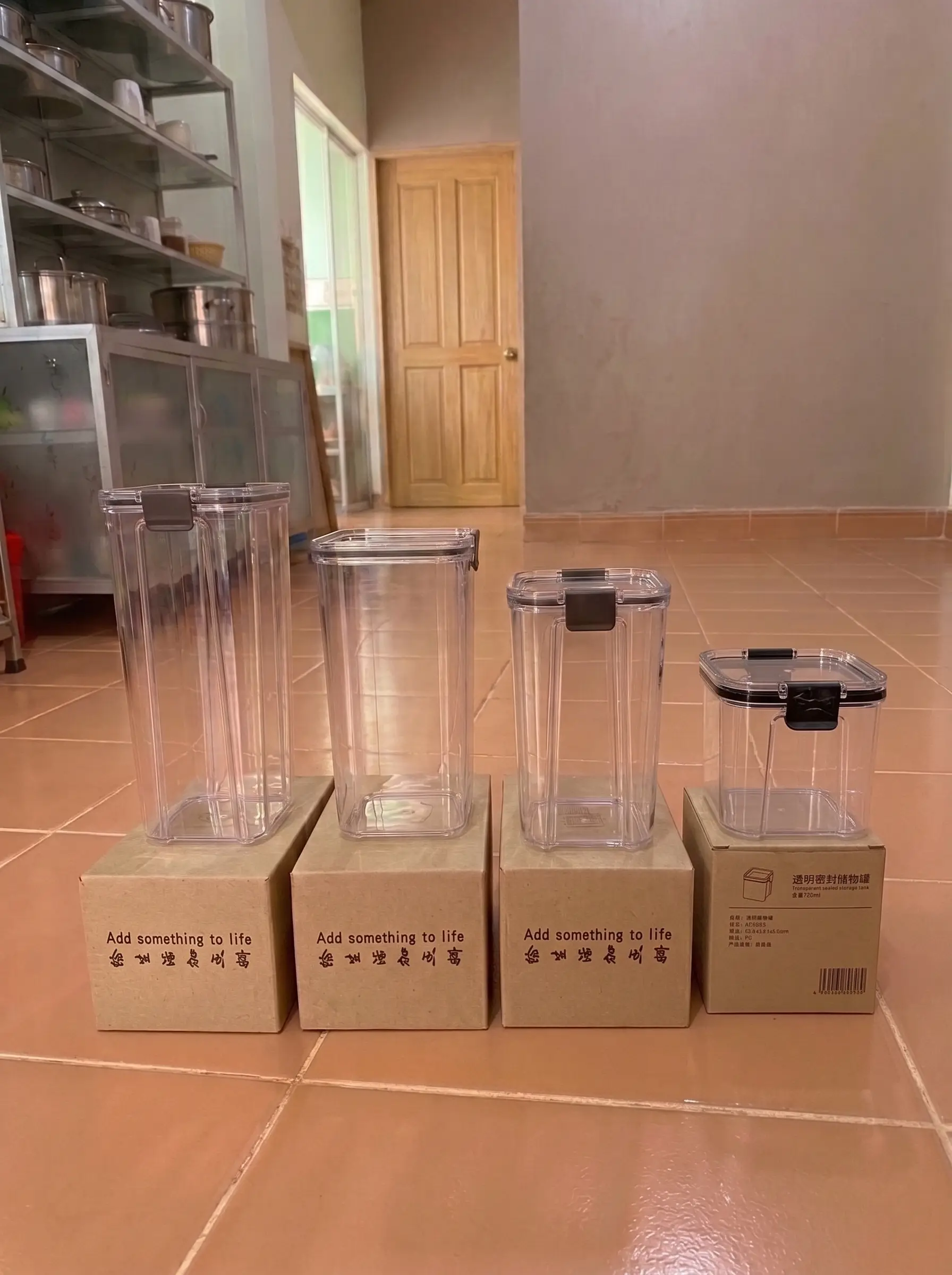 Foto ukuran toples Clarissa